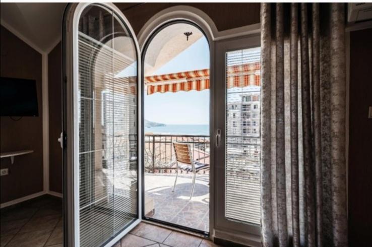 D & S Family Apartments Будва Екстер'єр фото