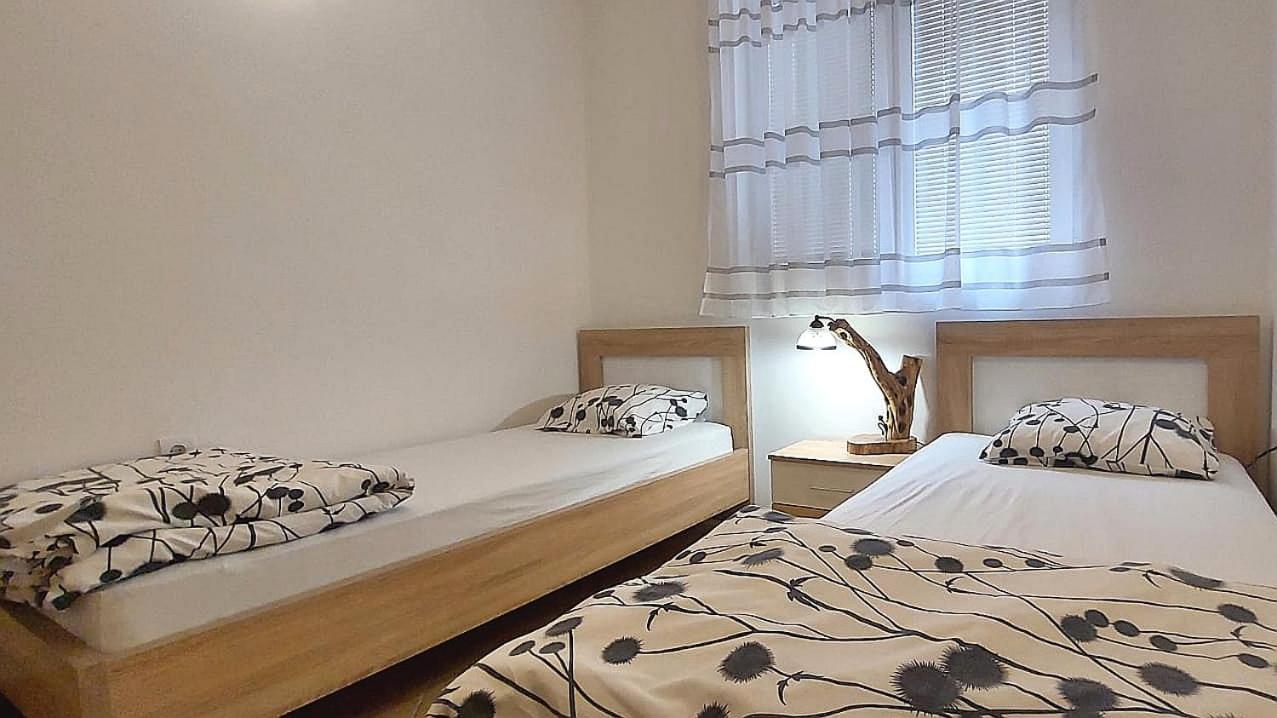 D & S Family Apartments Будва Екстер'єр фото